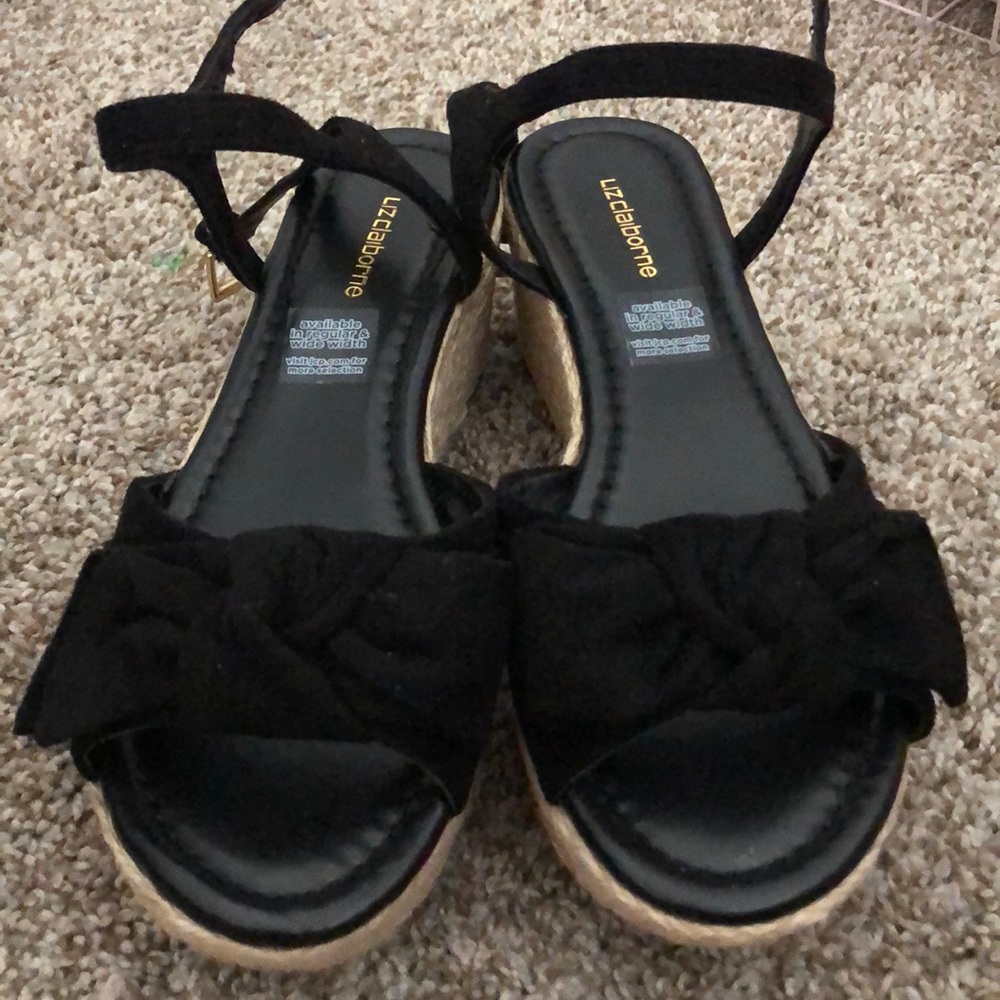 Brand New Bow Sandals